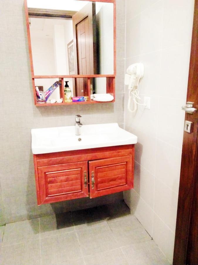 Jade Dragon Hotel Dha Lahore Exteriör bild